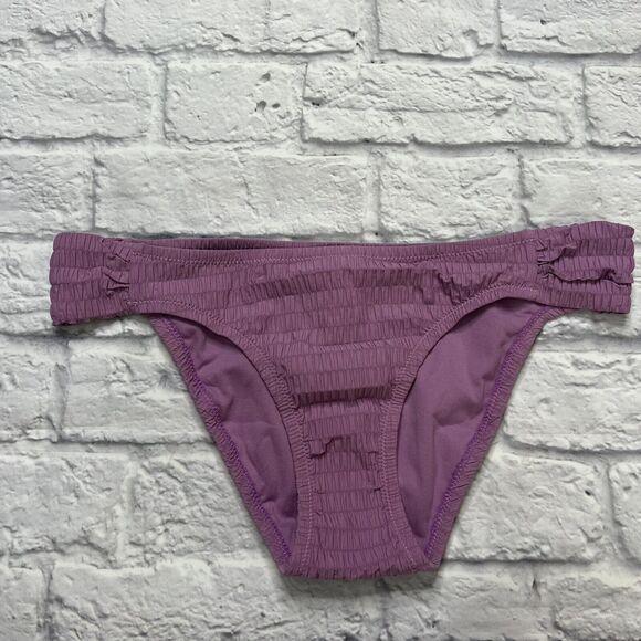 Jessica Simpson Shirred Smocked Bikini Bottom Size M Rose Dust Purple NEW - Picture 2 of 5